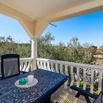 Nice Apartment In Karin Gornji With Wifi Gornji Karin