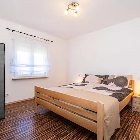 2 Bedroom Awesome In Karin Gornji * Gornji Karin