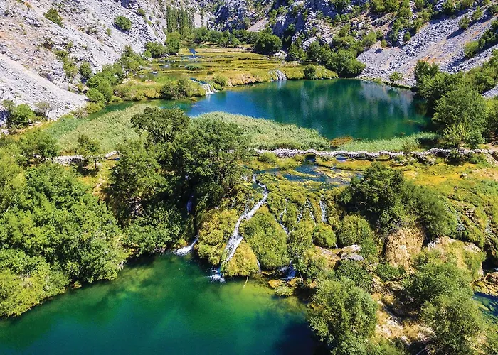 Διαμέρισμα Beautiful In Karin Gornji