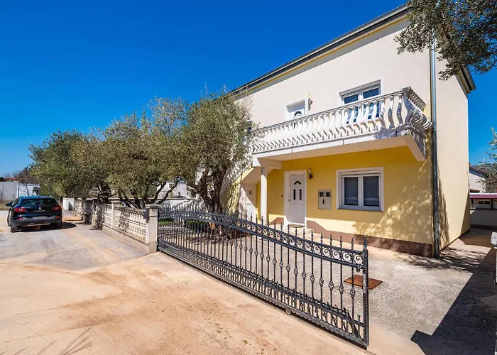 Beautiful In Karin Gornji Διαμέρισμα